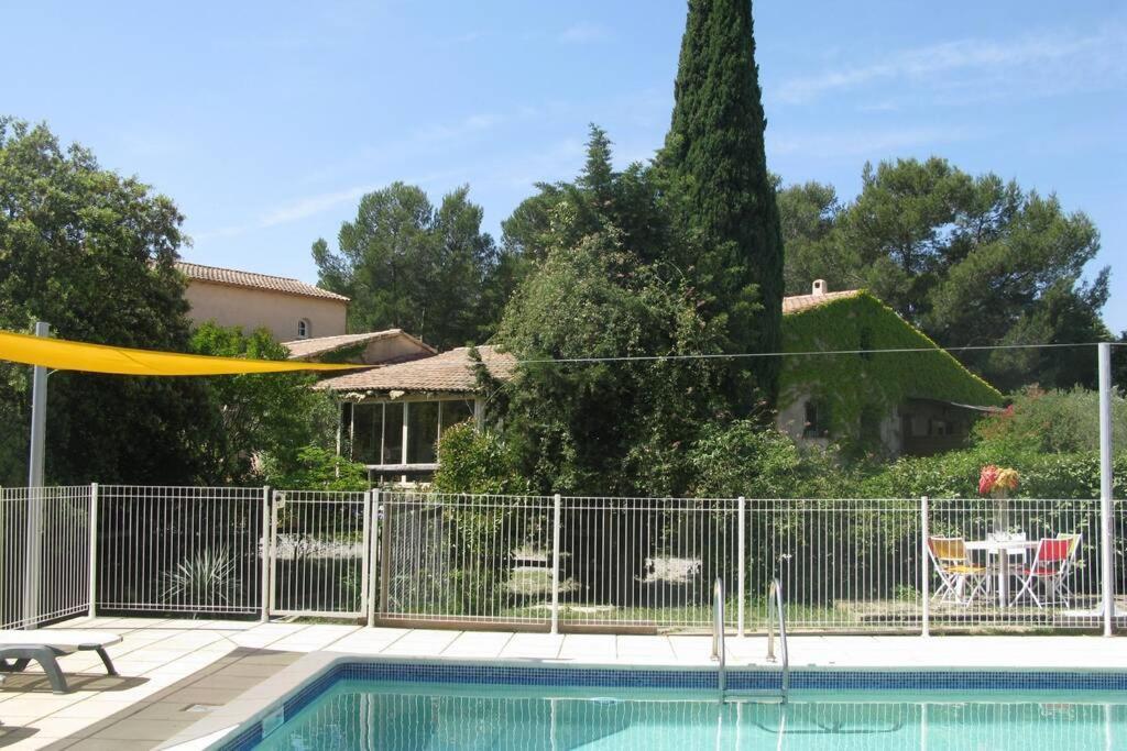 Gite Avec Piscine Et Climatisation Buzignargues Exterior photo